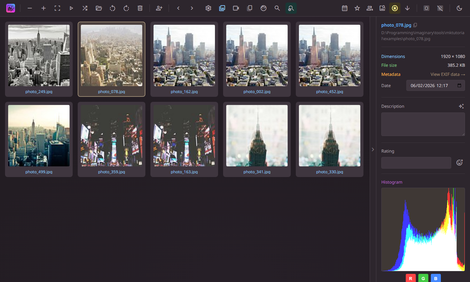 Duplicate detection showing groups of similar images